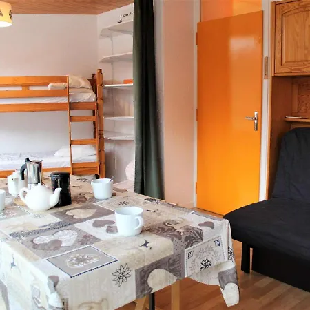 Apartment Cosy Avec Balcon, Au Pied Des Pistes Et Proche Des Commerces, Vars Les Claux - Fr-1-330b-189